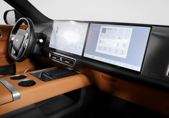 Подержанный автомобиль LiXiang L7 2024 года (9 фото)