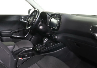 Подержанный автомобиль Kia Soul 2021 года (8 фото)