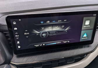 Подержанный автомобиль Haval F7 2023 года (28 фото)