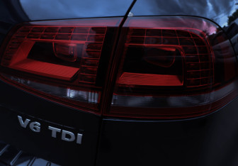 Подержанный автомобиль Volkswagen Touareg 2016 года (24 фото)
