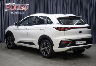 Подержанный автомобиль JAC JS6 2023 года (7 фото)