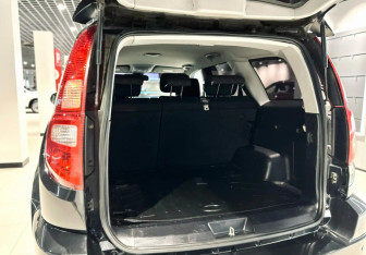 Подержанный автомобиль Great Wall Hover H3 2011 года (6 фото)