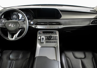 Подержанный автомобиль Hyundai Palisade 2021 года (13 фото)