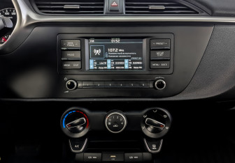 Подержанный автомобиль Kia Rio Sedan 2021 года (15 фото)