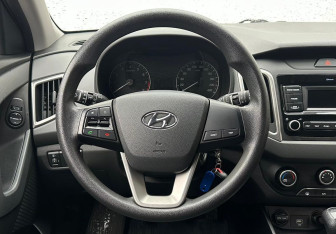 Подержанный автомобиль Hyundai Creta 2021 года (12 фото)