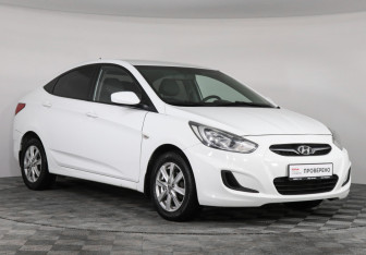 Подержанный автомобиль Hyundai Solaris Sedan 2013 года (3 фото)