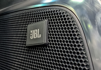 Подержанный автомобиль Toyota Alphard 2019 года (24 фото)