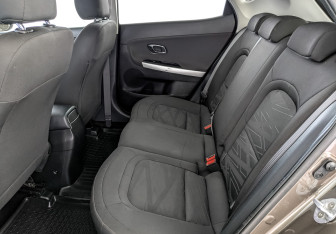 Подержанный автомобиль Kia Ceed Hatchback 2017 года (18 фото)