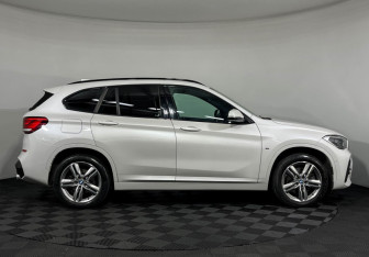 Подержанный автомобиль BMW X1 2019 года (6 фото)
