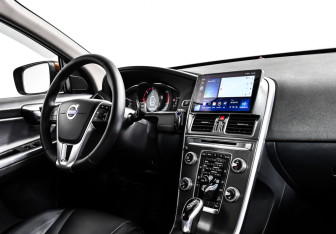 Подержанный автомобиль Volvo XC60 2015 года (9 фото)