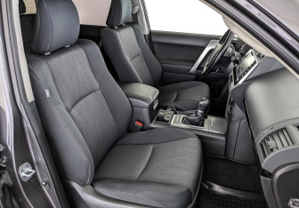 Подержанный автомобиль Toyota Land Cruiser Prado 2021 года (23 фото)