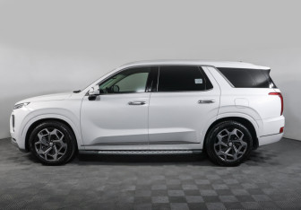 Подержанный автомобиль Hyundai Palisade 2021 года (8 фото)