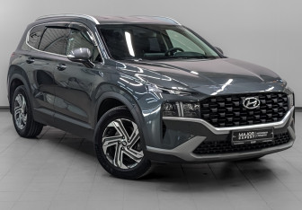 Подержанный автомобиль Hyundai Santa Fe 2023 года (3 фото)