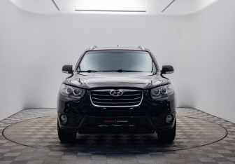 Подержанный автомобиль Hyundai Santa Fe 2011 года (2 фото)