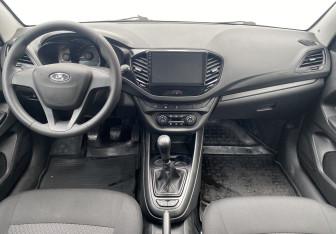 Подержанный автомобиль LADA (ВАЗ) Vesta Wagon 2019 года (11 фото)