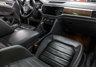 Подержанный автомобиль Volkswagen Teramont 2018 года (11 фото)