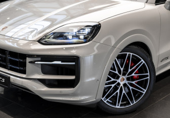 Новый Porsche Cayenne 2025 (4 фото)