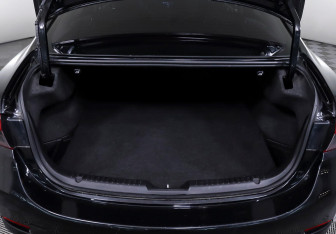 Подержанный автомобиль Mazda 6 Sedan 2014 года (17 фото)