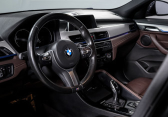 Подержанный автомобиль BMW X2 2018 года (14 фото)