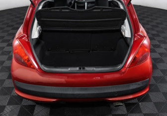 Подержанный автомобиль Peugeot 207 Hatchback 2007 года (10 фото)