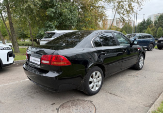 Подержанный автомобиль Kia Magentis 2008 года (4 фото)