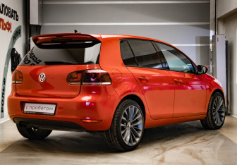 Подержанный автомобиль Volkswagen Golf Hatchback 2011 года (4 фото)