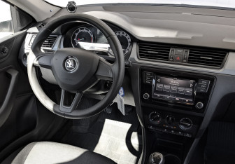 Подержанный автомобиль Skoda Rapid Liftback 2019 года (26 фото)
