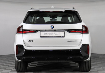 Новый BMW X1 2026 (4 фото)