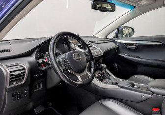 Подержанный автомобиль Lexus NX 2016 года (16 фото)