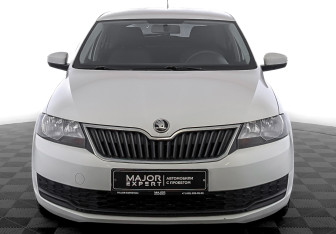 Подержанный автомобиль Skoda Rapid Liftback 2019 года (2 фото)