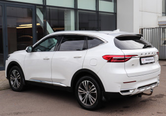 Подержанный автомобиль Haval F7 2020 года (6 фото)