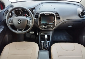 Подержанный автомобиль Renault Kaptur 2020 года (9 фото)