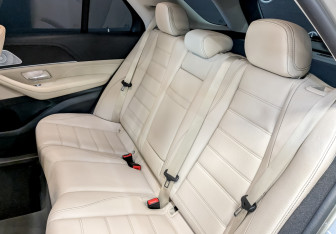 Подержанный автомобиль Mercedes-Benz GLE 2019 года (12 фото)