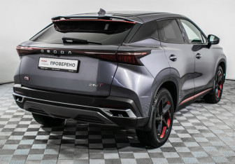 Подержанный автомобиль Omoda C5 2024 года (5 фото)
