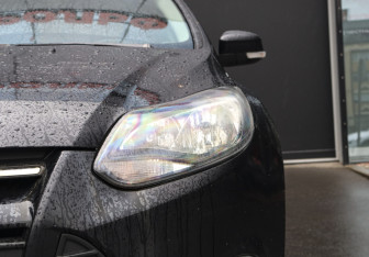 Подержанный автомобиль Ford Focus Hatchback 2011 года (13 фото)