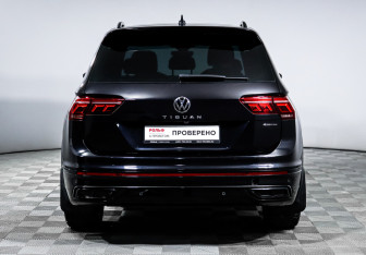 Подержанный автомобиль Volkswagen Tiguan 2021 года (6 фото)