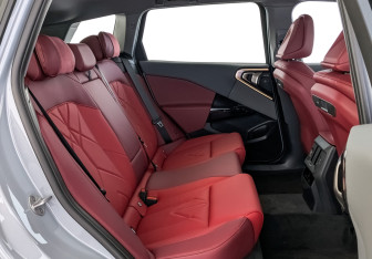 Новый BMW X3 2025 (12 фото)