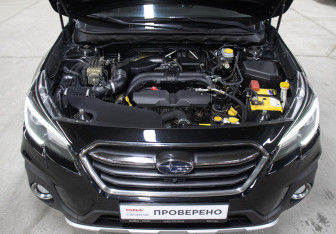 Подержанный автомобиль Subaru Outback Wagon 2018 года (9 фото)