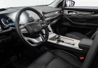 Подержанный автомобиль Exeed VX 2023 года (9 фото)