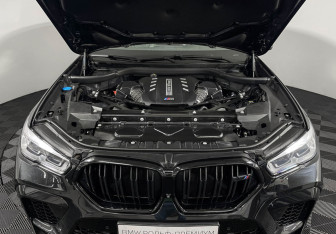 Подержанный автомобиль BMW X6 M 2020 года (10 фото)