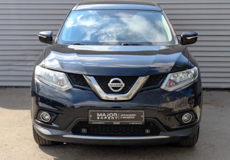 Подержанный автомобиль Nissan X-Trail 2017 года (2 фото)