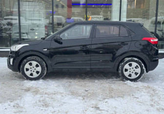 Подержанный автомобиль Hyundai Creta 2017 года (5 фото)