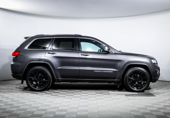 Подержанный автомобиль Jeep Grand Cherokee 2014 года (4 фото)