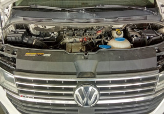 Подержанный автомобиль Volkswagen Caravelle 2020 года (15 фото)