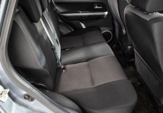 Подержанный автомобиль Suzuki Grand Vitara 2007 года (10 фото)