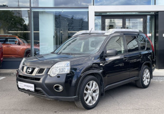 Подержанный автомобиль Nissan X-Trail 2014 года (1 фото)