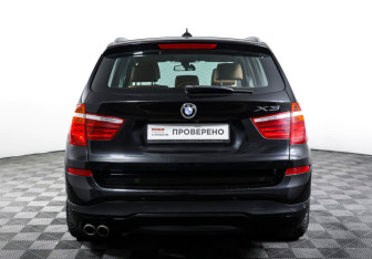Подержанный автомобиль BMW X3 2017 года (6 фото)