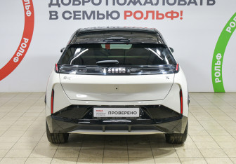 Подержанный автомобиль Zeekr X 2023 года (5 фото)