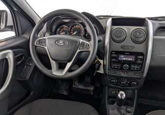 Подержанный автомобиль LADA (ВАЗ) Largus Wagon 2021 года (25 фото)