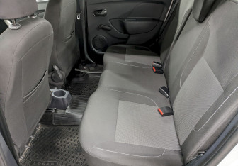 Подержанный автомобиль Renault Logan Sedan 2019 года (14 фото)